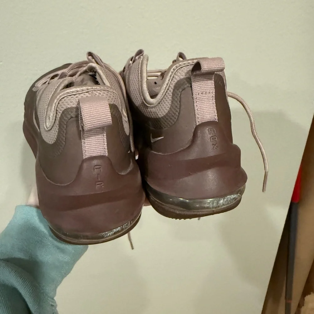 Nike Air Max Chocolate Brown Sneakers 7.5